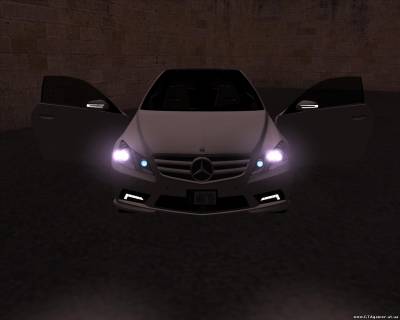 Mercedes-Benz-E500